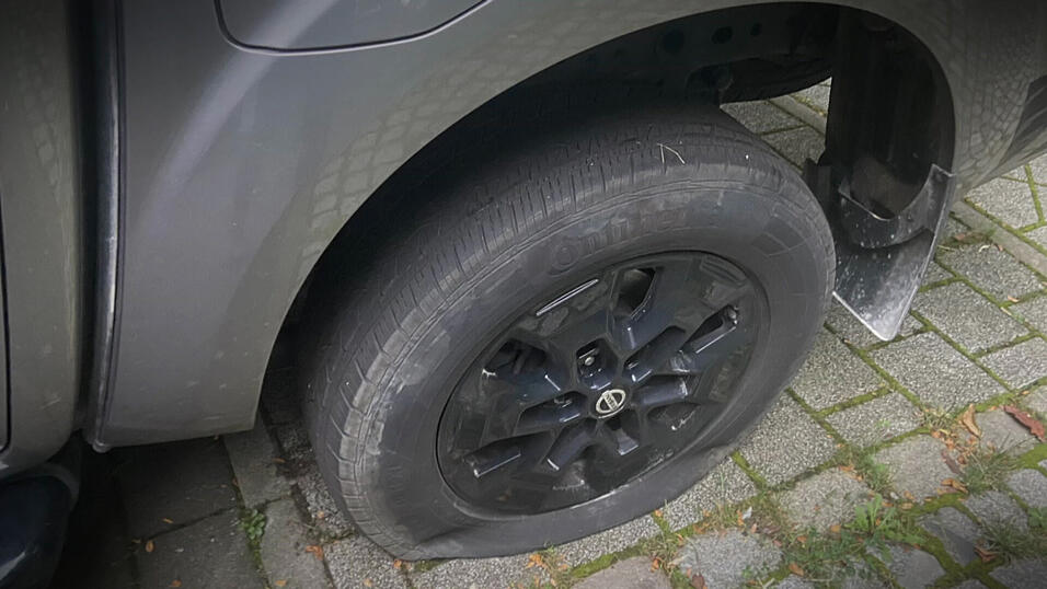 Zeugen oder weitere Geschädigte werden gesucht. (Symbolbild)