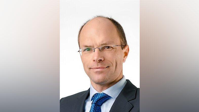 Professor Berthold Langguth.