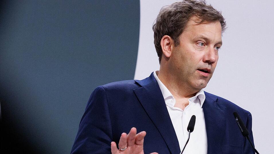 Das Finanzministerium von Lars Klingbeil (SPD) hatte am Mittwoch den Gesetzentwurf verschickt. Das Finanzministerium von Lars Klingbeil (SPD) hatte am Mittwoch den Gesetzentwurf verschickt.