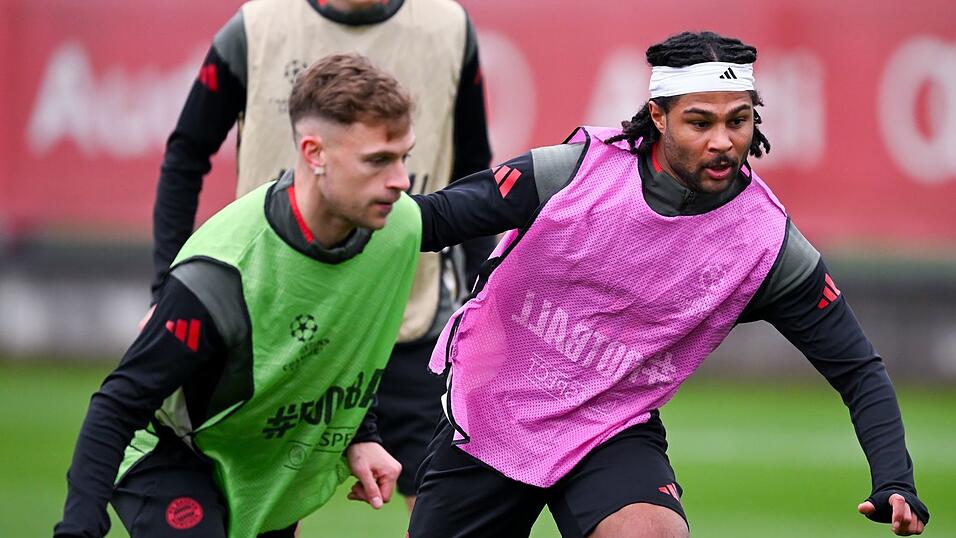 Joshua Kimmich (l) und Serge Gnabry in Aktion beim Abschlusstraining.