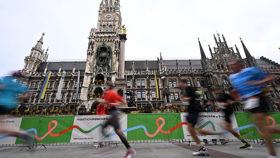 Der München-Marathon sorgt am Sonntag für Einschränkungen im Nahverkehr. (Symbolbild) Der München-Marathon sorgt am Sonntag für Einschränkungen im Nahverkehr. (Symbolbild)