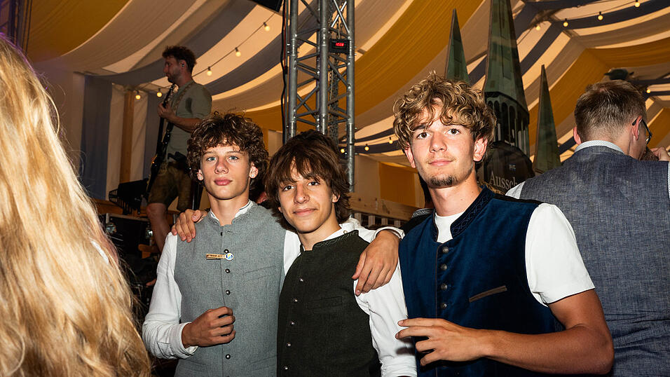 Die Partybilder vom Freitag, 14. August, aus dem Festzelt Reisinger. Die Partybilder vom Freitag, 14. August, aus dem Festzelt Reisinger.