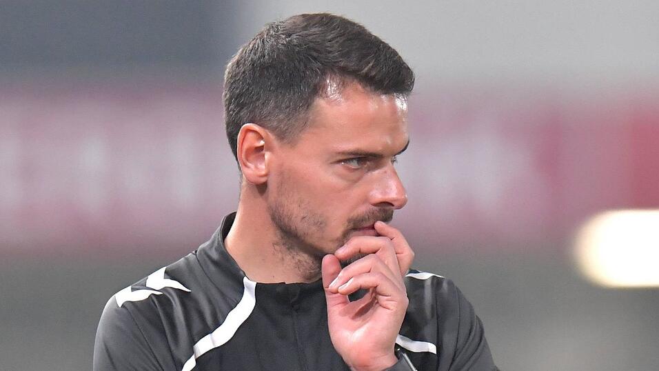 Auch Munier Raychouni scheint &uuml;ber den abrupten Abgang von Michael Wimmer zu r&auml;tseln.