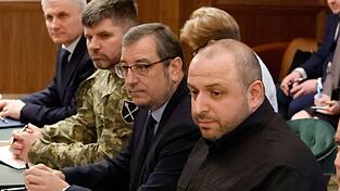 Die USA und die Ukraine beraten weiter über Eckpunkte eines Friedensplans. (Archivbild)