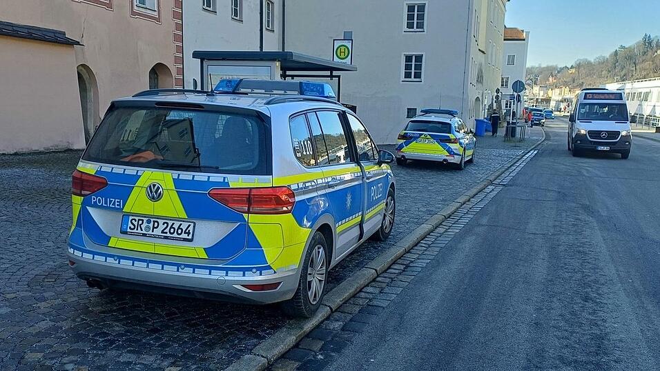 Die Polizei hatte nach der Flucht am Freitag mit einem gr&ouml;&szlig;eren Aufgebot nach dem Mann gesucht. (Archivbild)