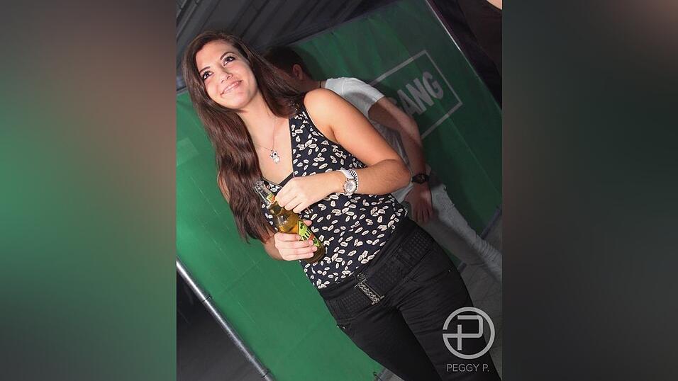 Gleich bei der Eröffnung platzte die neue Diskothek Peggy P. aus allen Nähten. Gleich bei der Eröffnung platzte die neue Diskothek Peggy P. aus allen Nähten.