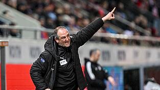 Frank Schmidt stand kurz vor einem Sieg gegen Stuttgart.