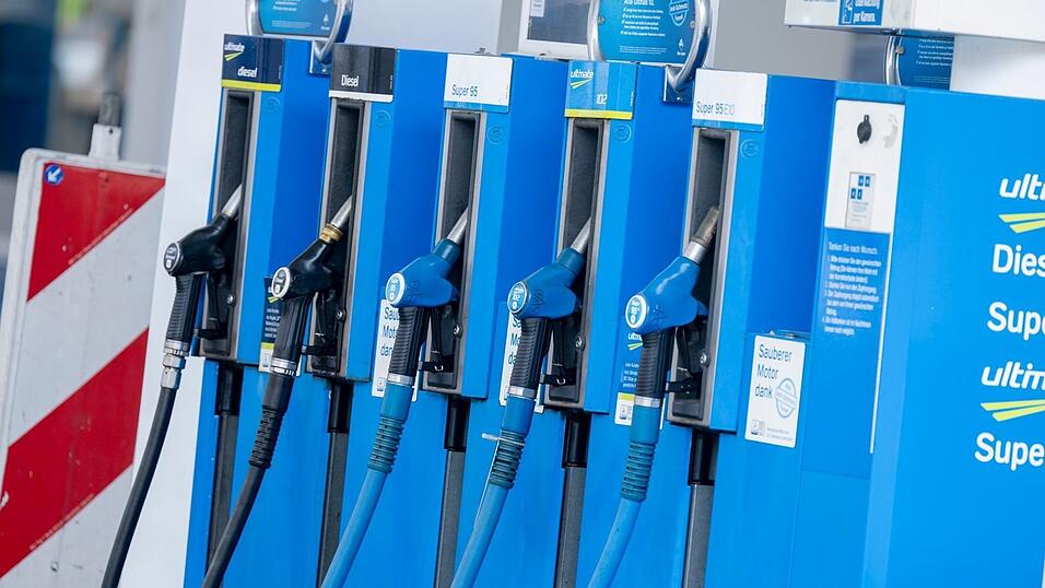 Tanken soll vor&uuml;bergehend billiger werden.