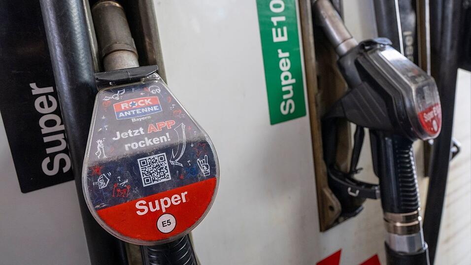 Die Zapfsäule war wegen der Tagesabrechnung vorübergehend gesperrt. (Symbolbild) Die Zapfsäule war wegen der Tagesabrechnung vorübergehend gesperrt. (Symbolbild)