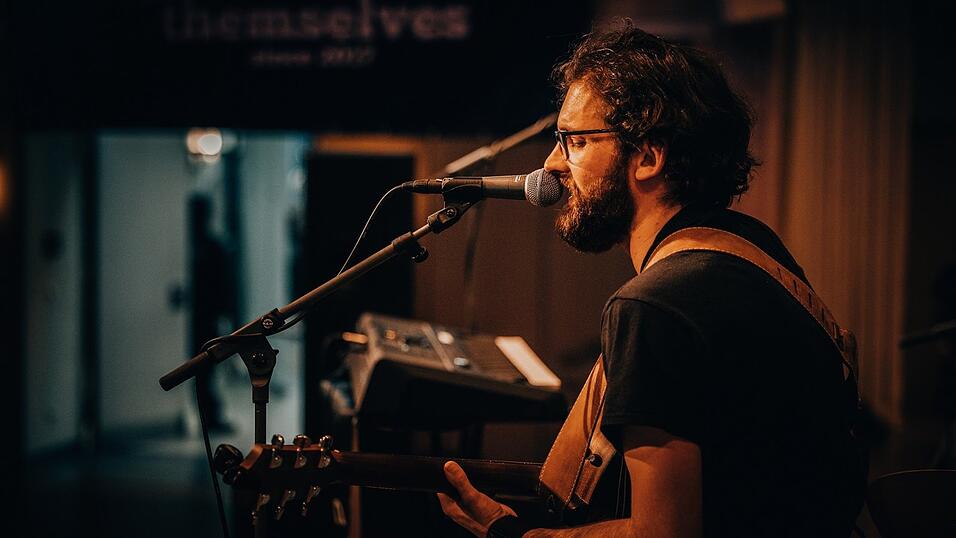 Johannes Altmann entwickelt mit Musikern aus Ostbayern ein komplexes Album