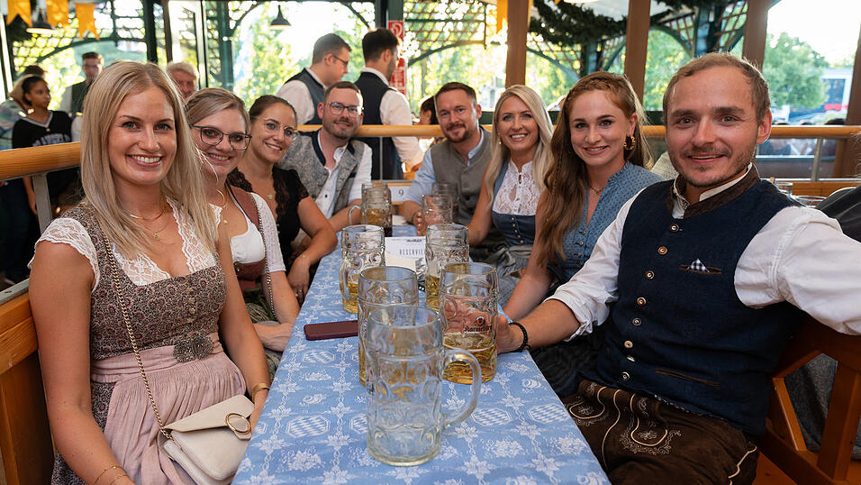 Die Partybilder vom Samstag, 19. August 2023, aus dem Festzelt Nothaft. Die Partybilder vom Samstag, 19. August 2023, aus dem Festzelt Nothaft.