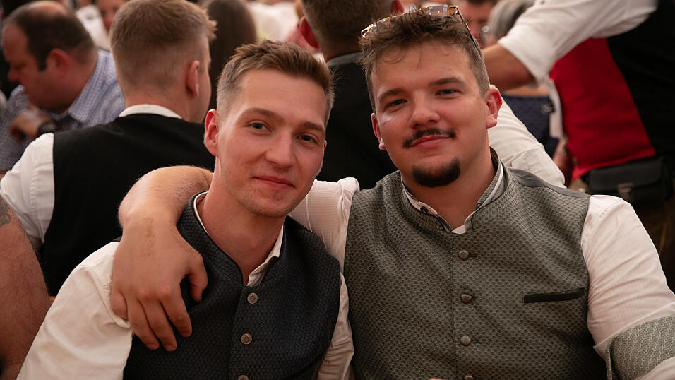 Die Partybilder vom Samstag, 9. August, aus dem Festzelt Nothaft. Die Partybilder vom Samstag, 9. August, aus dem Festzelt Nothaft.