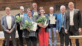 Sie wurden für ihre Mitarbeit im Vertrieb gewürdigt.
