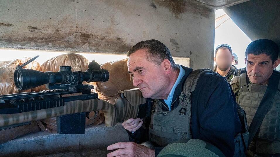 Israels Verteidigungsminister Katz drohte laut der Nachrichtenseite «ynet» mit einer Wiederaufnahme der Kämpfe.