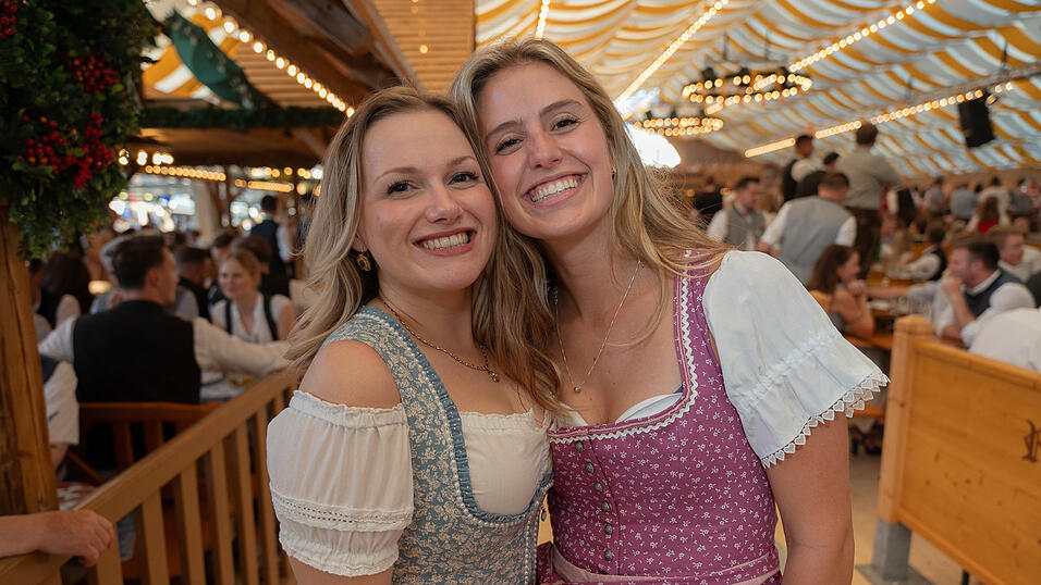 Die Partybilder vom Freitag, 11. August 2023, aus dem Festzelt Nothaft. Die Partybilder vom Freitag, 11. August 2023, aus dem Festzelt Nothaft.