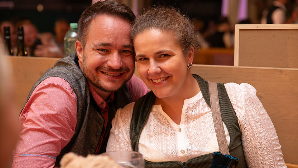 Die Partybilder vom Samstag, 9. August, aus dem Festzelt Greindl. Die Partybilder vom Samstag, 9. August, aus dem Festzelt Greindl.