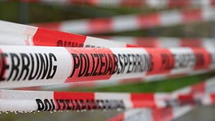 Sicherheitszone bei Brücken-Sprengung eingerichtet. (Archivbild)