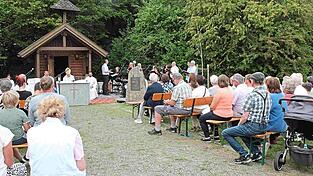 Der Projektchor Kirchenmusik Wald umrahmte die Messe musikalisch.