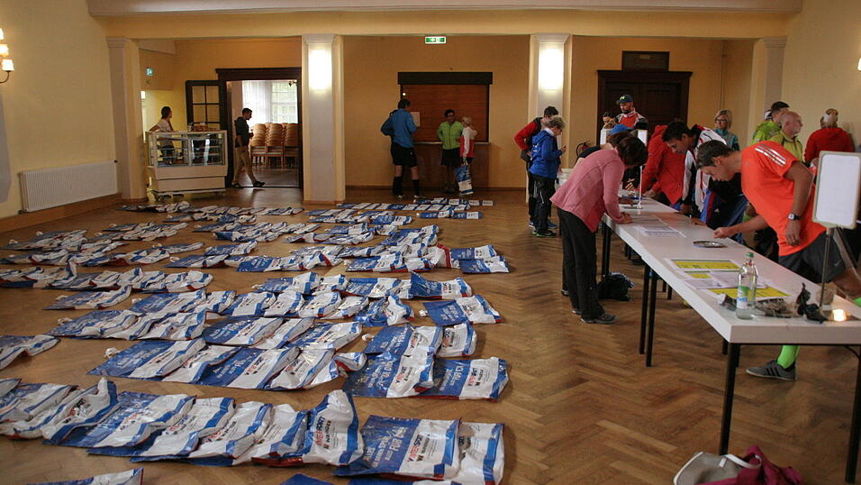 Insgesamt 285 Athleten gingen beim 3. Internationalen Kaitersberglauf an den Start. (Foto: rr)