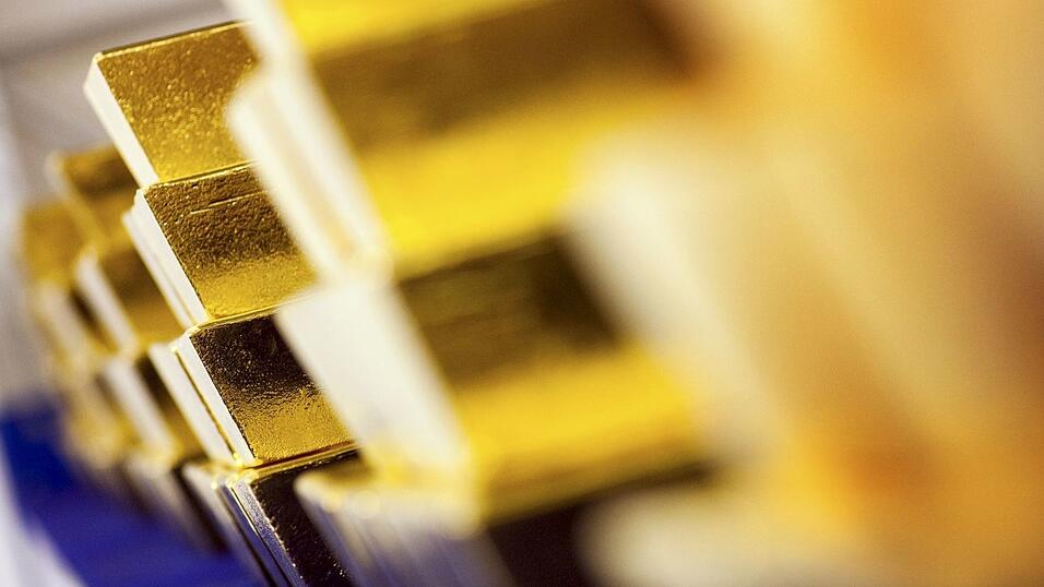 Begehrtes Investment in unsicheren Zeiten: Deutsche Börse verwahrt wieder mehr Gold für Anleger (Archivbild) Begehrtes Investment in unsicheren Zeiten: Deutsche Börse verwahrt wieder mehr Gold für Anleger (Archivbild)