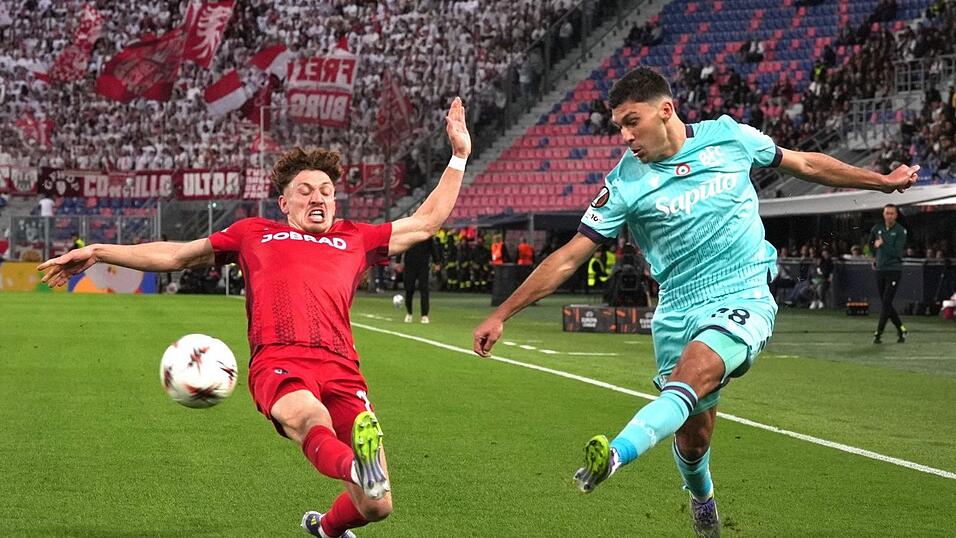 Der SC Freiburg musste beim FC Bologna kämpfen.