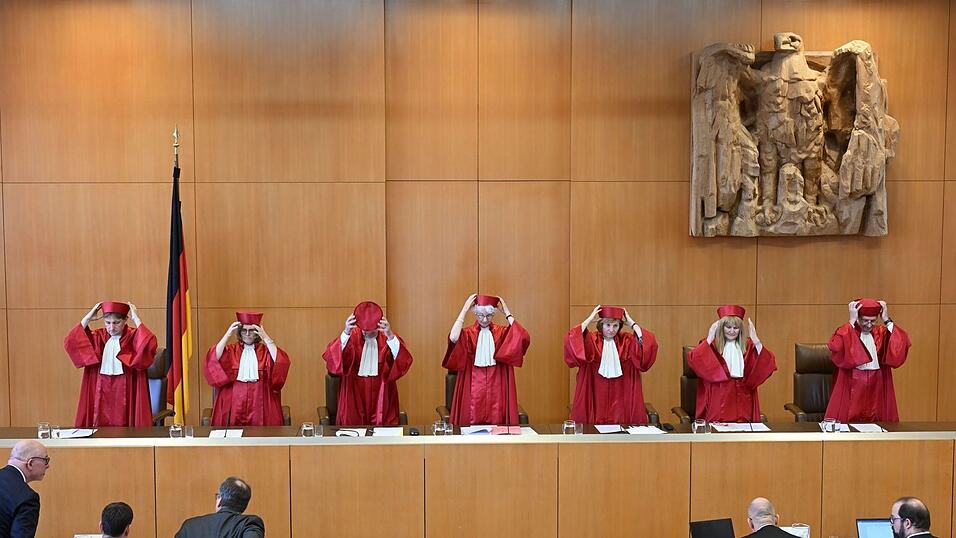Bislang ist unklar, wie es mit der Nachbesetzung des Bundesverfassungsgerichts weitergeht. (Archivbild) Bislang ist unklar, wie es mit der Nachbesetzung des Bundesverfassungsgerichts weitergeht. (Archivbild)