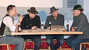 Exprinzen wollen mit eigener Liste und einem B&uuml;rgermeisterkandidaten in den Wahlkampf einsteigen.