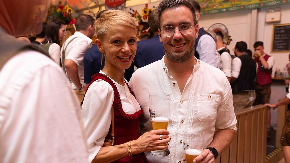 Die Partybilder vom Samstag, 8. August, aus dem Festzelt Greindl. Die Partybilder vom Samstag, 8. August, aus dem Festzelt Greindl.