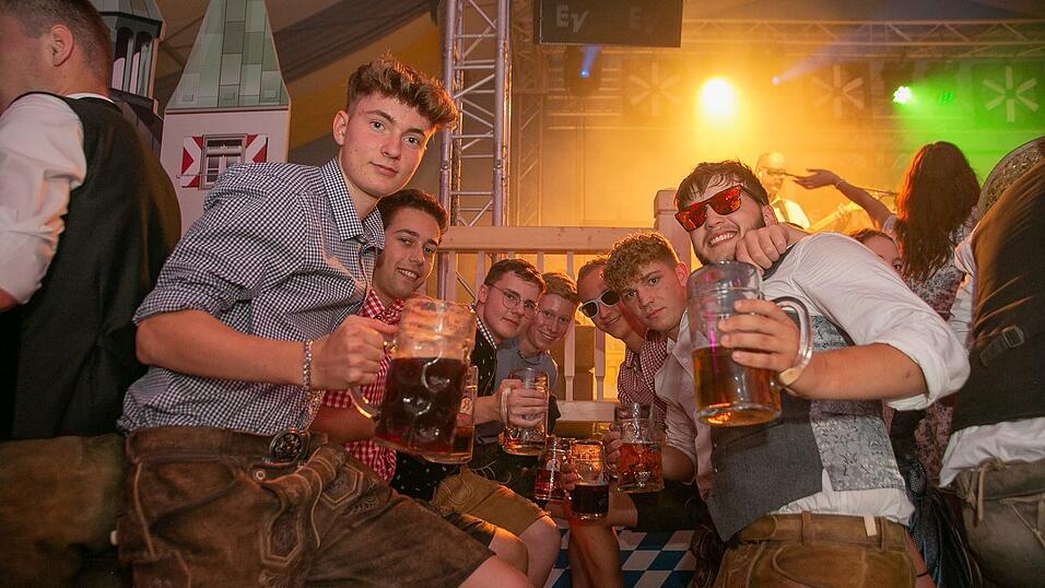 Die Partybilder vom Samstag, 13. August 2022, aus dem Festzelt Reisinger.