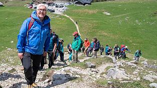 Schon 2019 wanderte der Bundespr&auml;sident mit dem Alpenverein und w&uuml;rdigte ehrenamtliche Leistungen. (Archivbild)