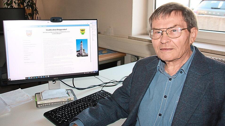 Dr. Fritz Wagner arbeitet in jeder freien Minute an seinem Stadtlexikon.