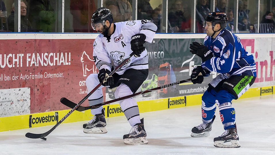Die Straubing Tigers hatten die Thomas Sabo Ice Tigers N&uuml;rnberg zu Gast.