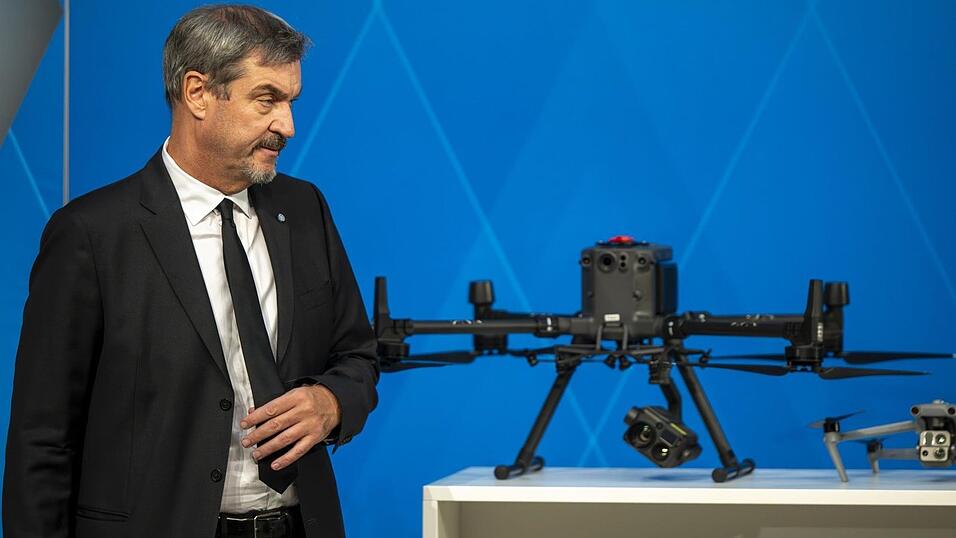 Die Zuständigkeits- und Rechtslage ist durch die Kampfansage von Ministerpräsident Markus Söder an die Drohnen nicht wirklich klarer geworden und sie ist auch nicht das größte Problem. Die Zuständigkeits- und Rechtslage ist durch die Kampfansage von Ministerpräsident Markus Söder an die Drohnen nicht wirklich klarer geworden und sie ist auch nicht das größte Problem.