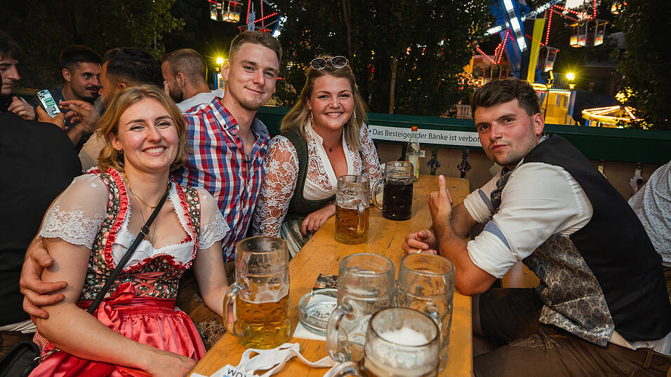 Die Partybilder vom Donnerstag, 15. August, aus dem Festzelt Nothaft. Die Partybilder vom Donnerstag, 15. August, aus dem Festzelt Nothaft.
