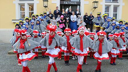 Die Kindergarde zeigte eine perfekte Performance. Die Kindergarde zeigte eine perfekte Performance.