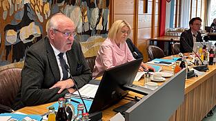 Es ist der letzte Haushalt, den Landrat Franz L&ouml;ffler im Kreisausschuss vorlegt.