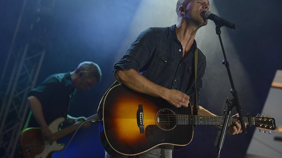 Impressionen vom Auftritt von Milow. Foto: Ulli Scharrer / Mathias Adam