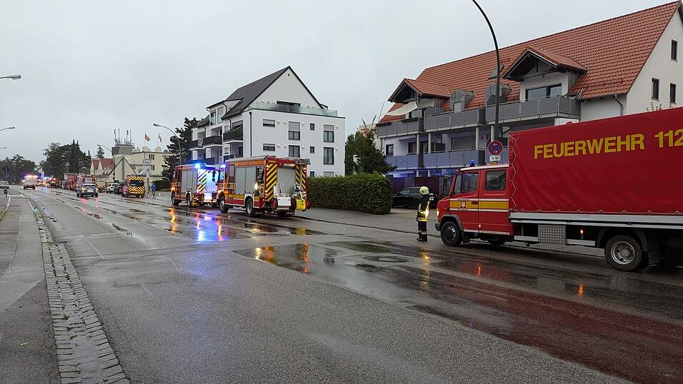 Durch ein Feuer in einer Lagerhalle der Brandt-Schokoladenfabrik in Landshut ist laut Sch&auml;tzungen der Polizei ein Millionenschaden entstanden.