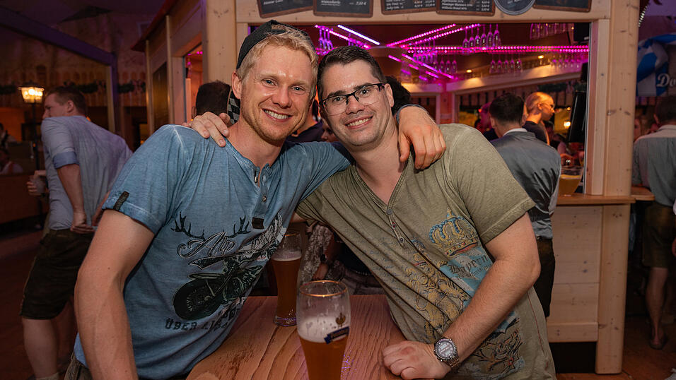 Die Partybilder vom Samstg, 19. August 2023, aus dem Festzelt Reisinger. Die Partybilder vom Samstg, 19. August 2023, aus dem Festzelt Reisinger.