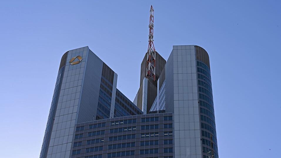 Die Commerzbank legt Zahlen für das zweite Quartal vor. (Archivbild) Die Commerzbank legt Zahlen für das zweite Quartal vor. (Archivbild)