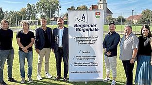 Der bisherige Bürgermeister und Kandidat für die neue Legislaturperiode, Anton Scherer (4. v. l.), mit den BBL-Vorstandsmitgliedern.