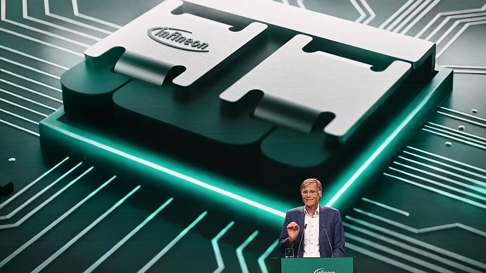 Infineon-Vorstandschef Jochen Hanebeck bei der Eröffnung der neuen Smart Power Fab in Dresden. Infineon-Vorstandschef Jochen Hanebeck bei der Eröffnung der neuen Smart Power Fab in Dresden.