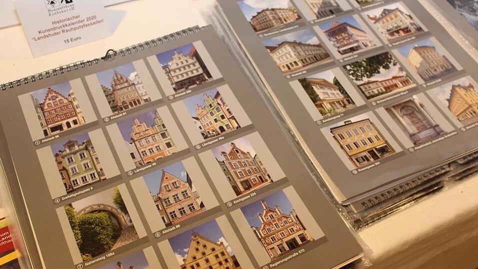 In Landshut lockten am Wochenende der Kunsthandwerkermarkt und die H&uuml;ttengaudi zahlreiche Besucher an.