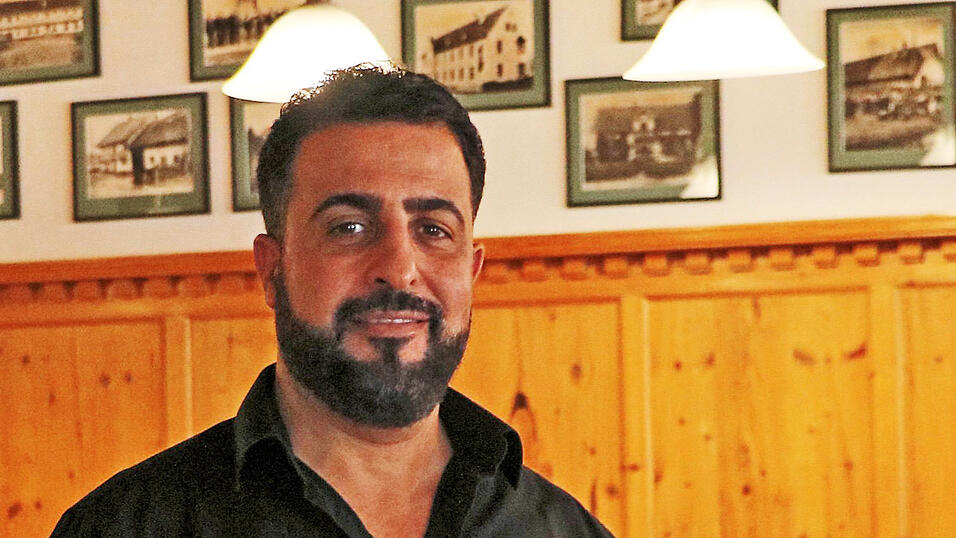 'Risiko gehört zum Leben', sagt der neue Betreiber des Rosenhofs, Mashouj Al Jadou. 'Risiko gehört zum Leben', sagt der neue Betreiber des Rosenhofs, Mashouj Al Jadou.