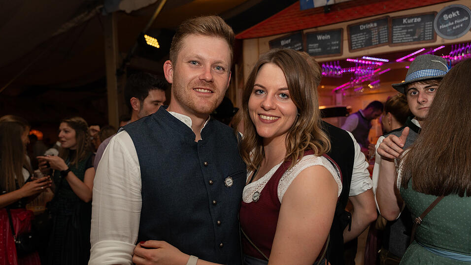 Die Partybilder vom Freitag, 11. August 2023, aus dem Festzelt Reisinger. Die Partybilder vom Freitag, 11. August 2023, aus dem Festzelt Reisinger.