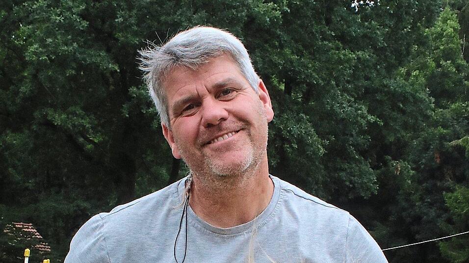 Bernd Hackl, bekannt als Pferdeprofi, hat sich für die nächsten Monate viel vorgenommen. Bernd Hackl, bekannt als Pferdeprofi, hat sich für die nächsten Monate viel vorgenommen.