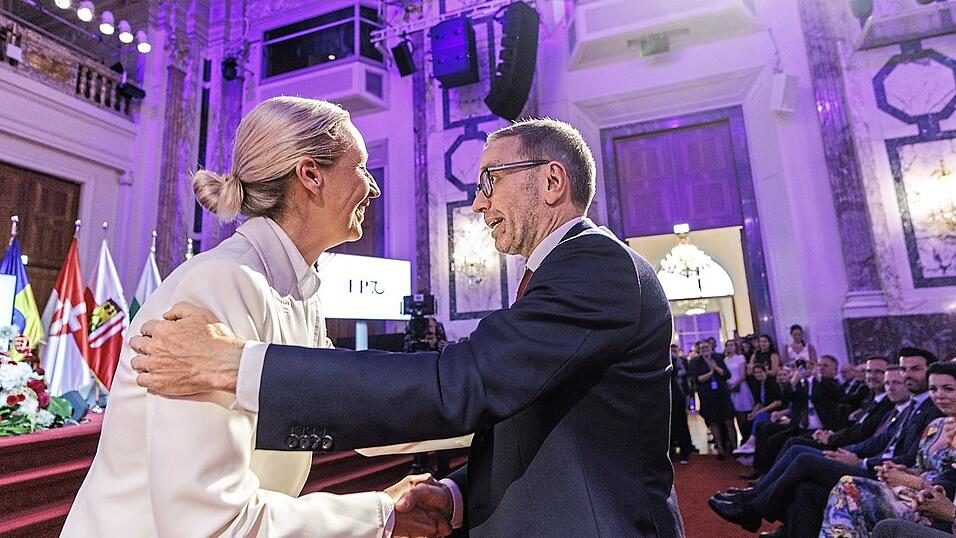 Alice Weidel war am Wochenende unter den Ehrengästen von FPÖ-Chef Herbert Kickl. Alice Weidel war am Wochenende unter den Ehrengästen von FPÖ-Chef Herbert Kickl.