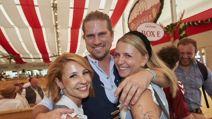 Die Partybilder vom Montag, 10. August, aus dem Festzelt Lechner. Die Partybilder vom Montag, 10. August, aus dem Festzelt Lechner.