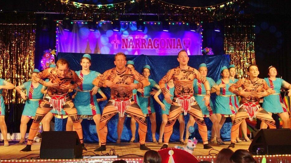 Ein fulminanter H&ouml;hepunkt des Abends war der Showtanz der Sarchinger Garde.