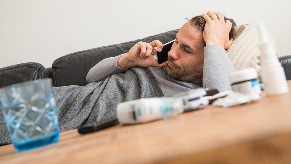 Für ein warmes drittes Quartal gab es nach Daten der Krankenkasse DAK in diesem Jahr ungewöhnlich viele Atemwegserkrankungen. Für ein warmes drittes Quartal gab es nach Daten der Krankenkasse DAK in diesem Jahr ungewöhnlich viele Atemwegserkrankungen.